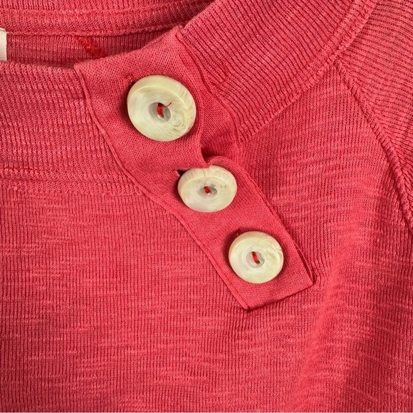 Free People We The Free Don't Forget Me Oversized Pullover Coral Top Size Medium - Picture 3 of 7